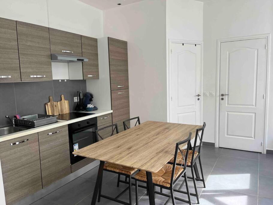Le Luxembourg Apartment Villeurbanne Luaran gambar